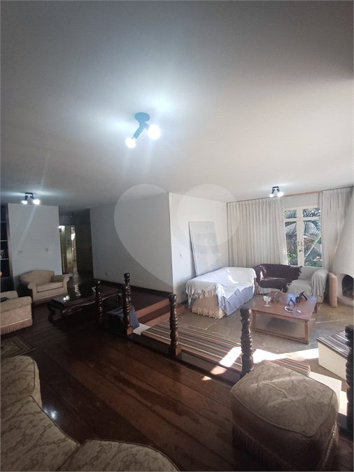 Sobrado à venda com 5 suítes em Vila Albertina, São Paulo, SP