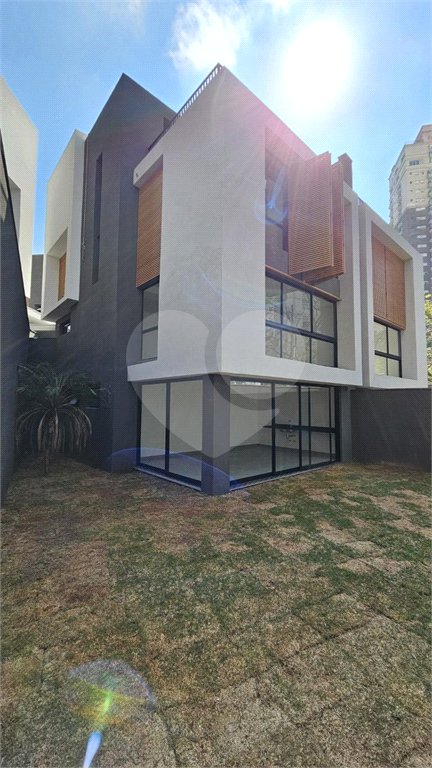 Casa à venda com 4 suítes no condomínio Cube Cidade Jardim, São Paulo - SP