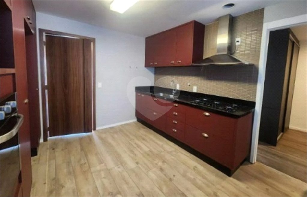 Apartamento à venda com 3 suítes em Indianópolis, São Paulo, SP