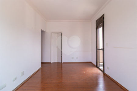 Apartamento à venda com 4 quartos, sendo 3 suítes,  em Chácara Santo Antônio, São Paulo, SP