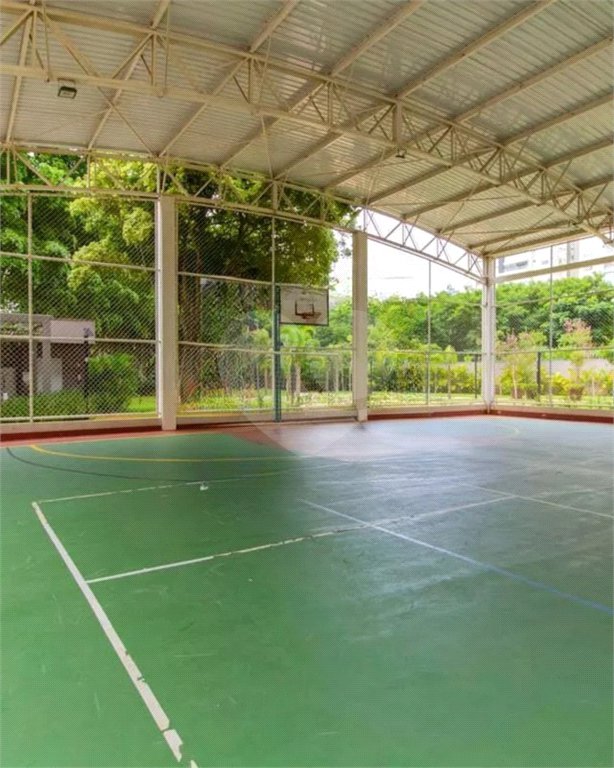 Apartamento à venda com 4 quartos, sendo 2 suítes,  em Vila Anastácio, São Paulo, SP
