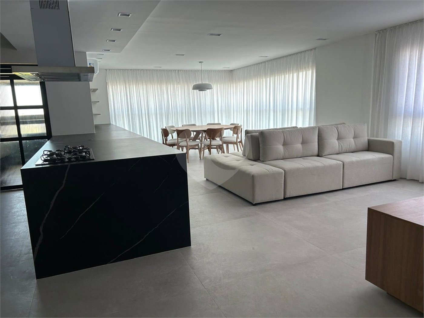 Apartamento à venda com 3 suítes em Santo Amaro, São Paulo, SP