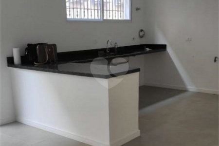 Sobrado à venda ou para alugar com 7 quartos, sendo 3 suítes, em Vila Mariana, São Paulo, SP