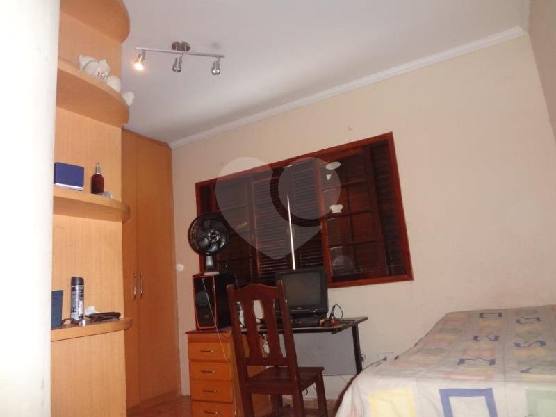 Sobrado à venda com 3 quartos, sendo 1 suíte, em Jardim do Colégio (zona Norte), São Paulo, SP