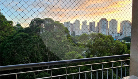 Apartamento à venda ou para alugar com 2 quartos, sendo 1 suíte,  em Vila Andrade, São Paulo, SP