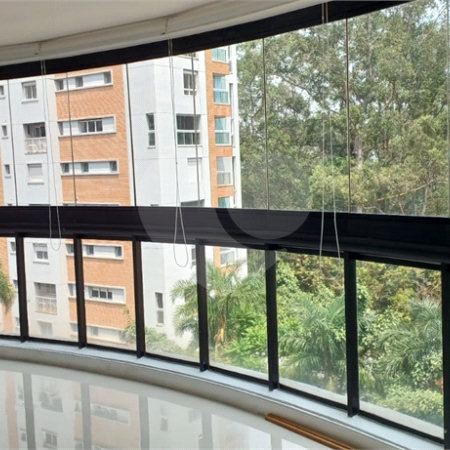 Apartamento à venda com 3 suítes em Jardim Fonte do Morumbi, São Paulo, SP