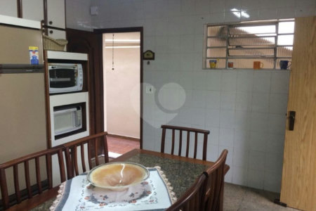 Sobrado à venda com 4 quartos em Santana, São Paulo, SP