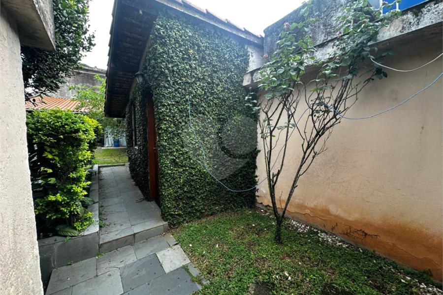 Casa à venda com 3 quartos, sendo 1 suíte, em Planalto Paulista, São Paulo, SP