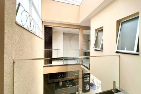 Sobrado à venda com 3 quartos, sendo 1 suíte,  em Residencial Jardim Nathália, Sorocaba, SP