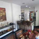 Casa à venda com 4 quartos, sendo 3 suítes, em Jardim Estância Brasil, Atibaia, SP