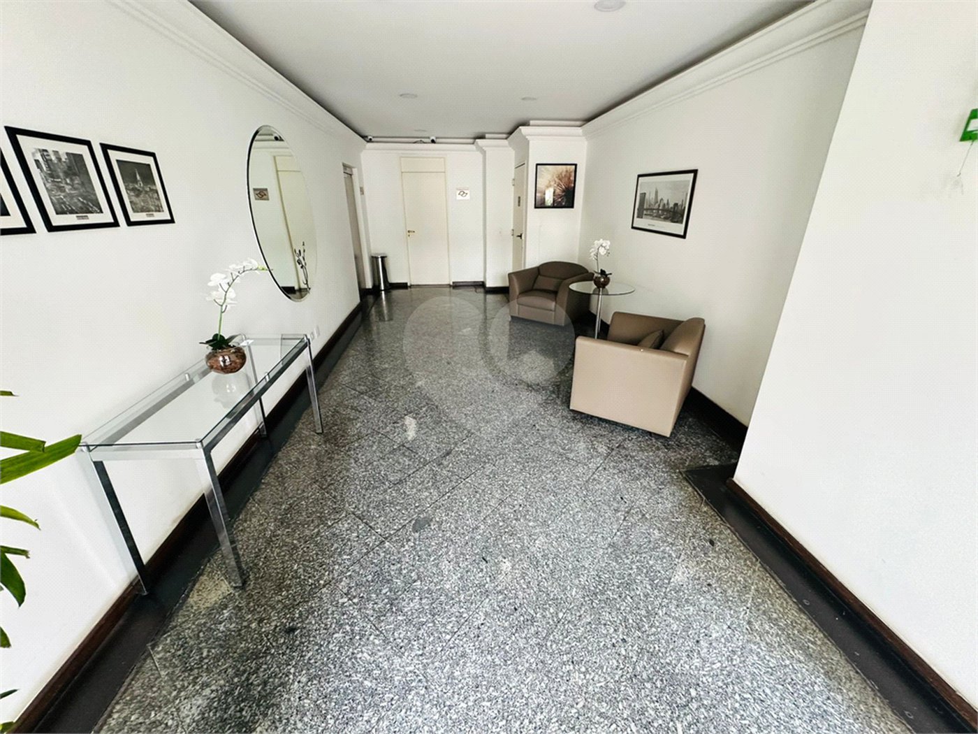 Apartamento à venda com 2 quartos, sendo 1 suíte,  em Cidade Monções, São Paulo, SP