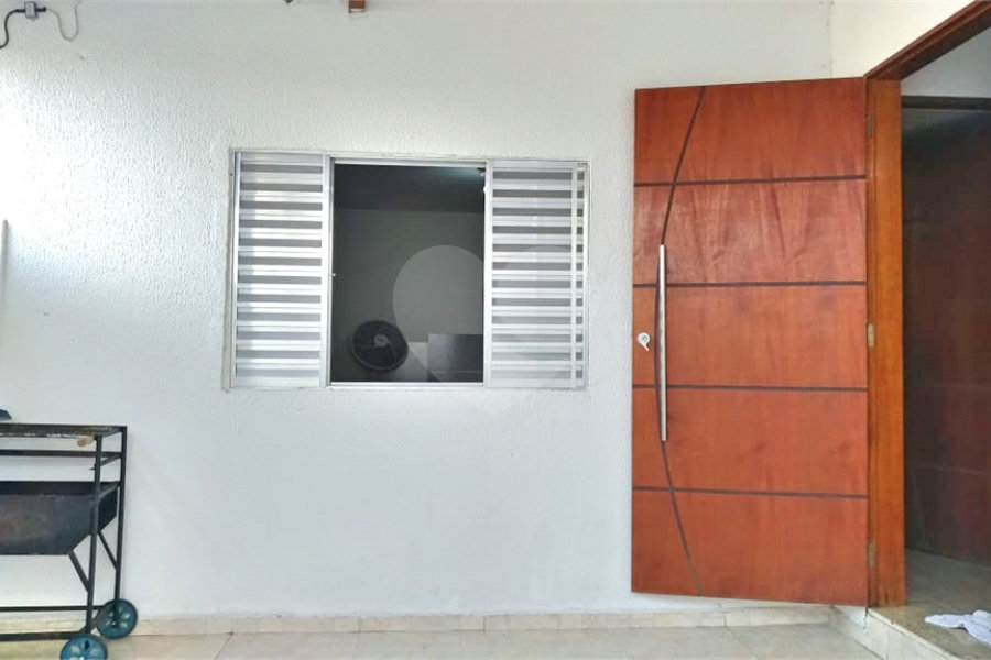 Casa Térrea à venda com 7 quartos, sendo 1 suíte, em Vila Paulicéia, São Paulo, SP