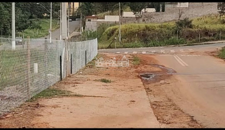 Terreno à venda em Mansões Santo Antônio, Campinas, SP
