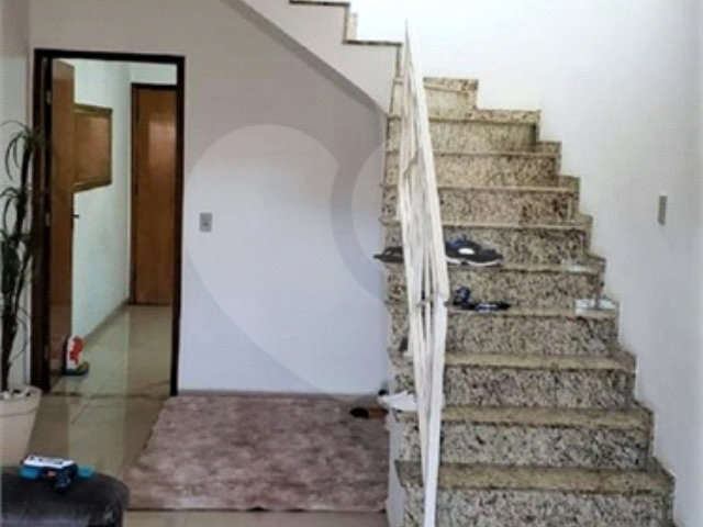 Sobrado à venda com 3 quartos, sendo 1 suíte,  em Horto Florestal, São Paulo, SP