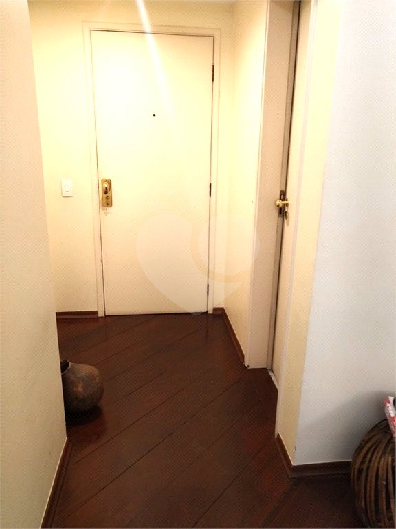Apartamento à venda com 3 quartos, sendo 1 suíte, em Jardim Paulista, São Paulo, SP