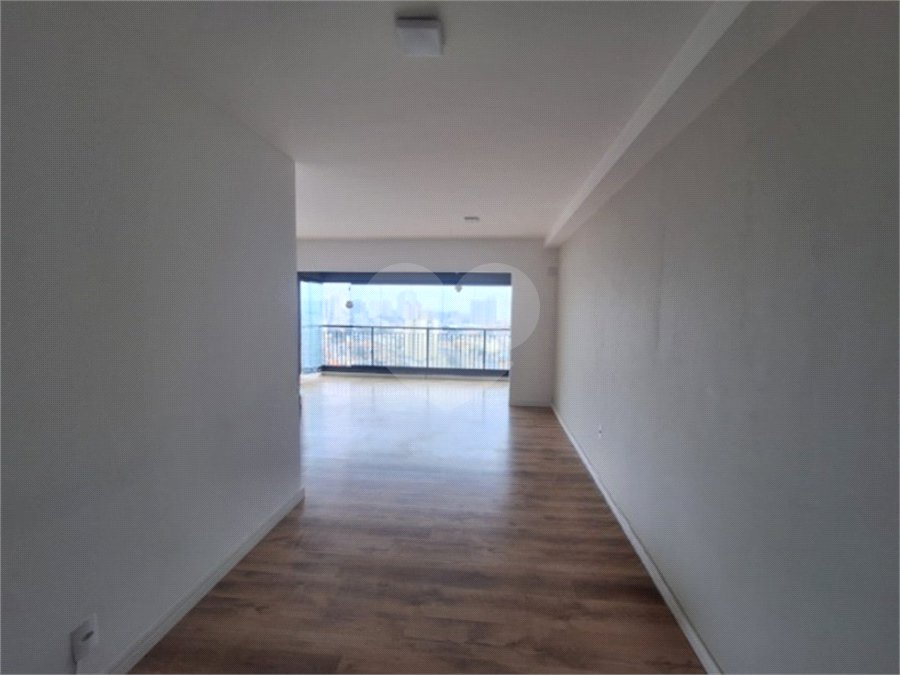 Apartamento à venda com 2 quartos, sendo 1 suíte,  em Vila Esperança, São Paulo, SP