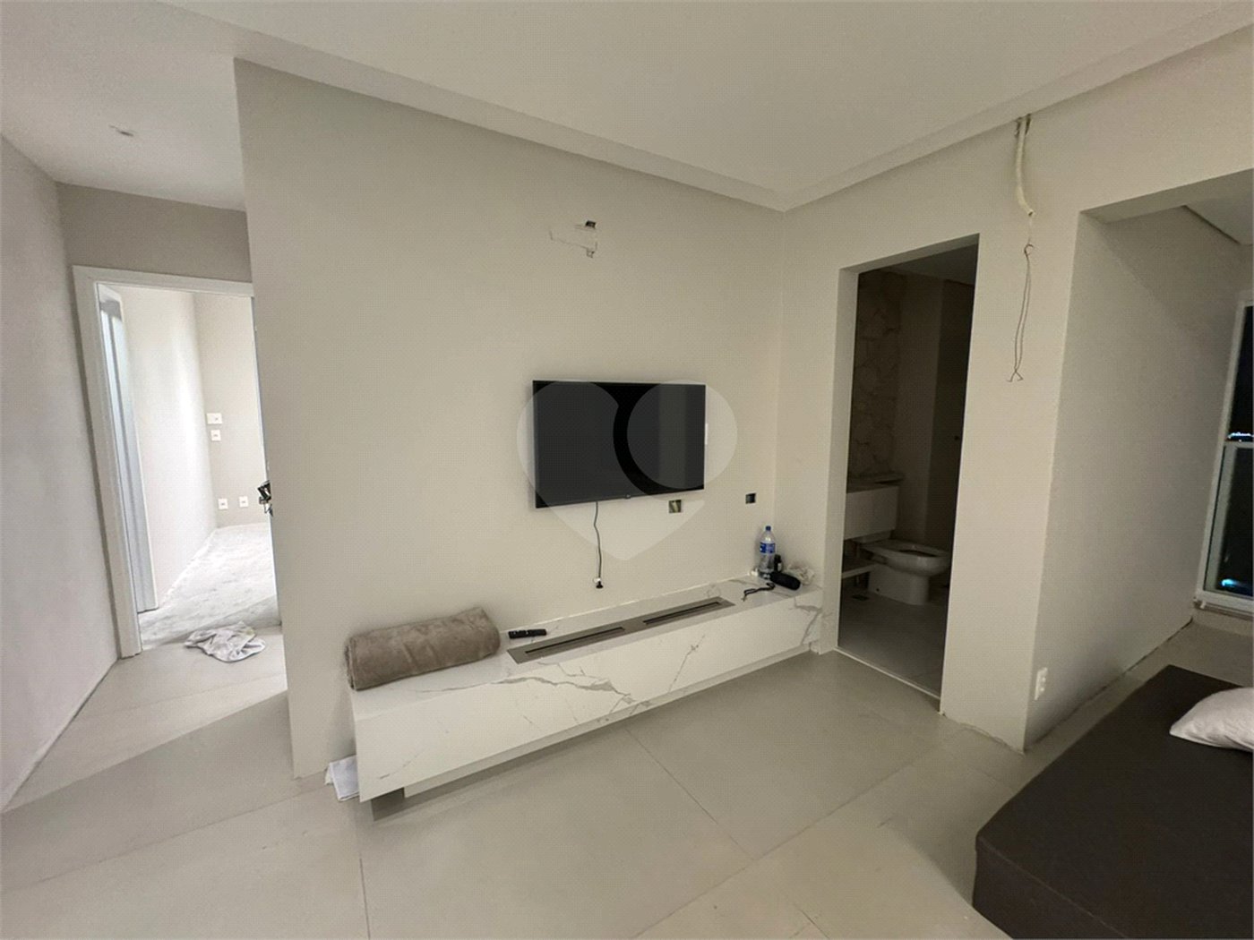 Apartamento à venda com 2 suítes em Vila Mogilar, Mogi das Cruzes, SP
