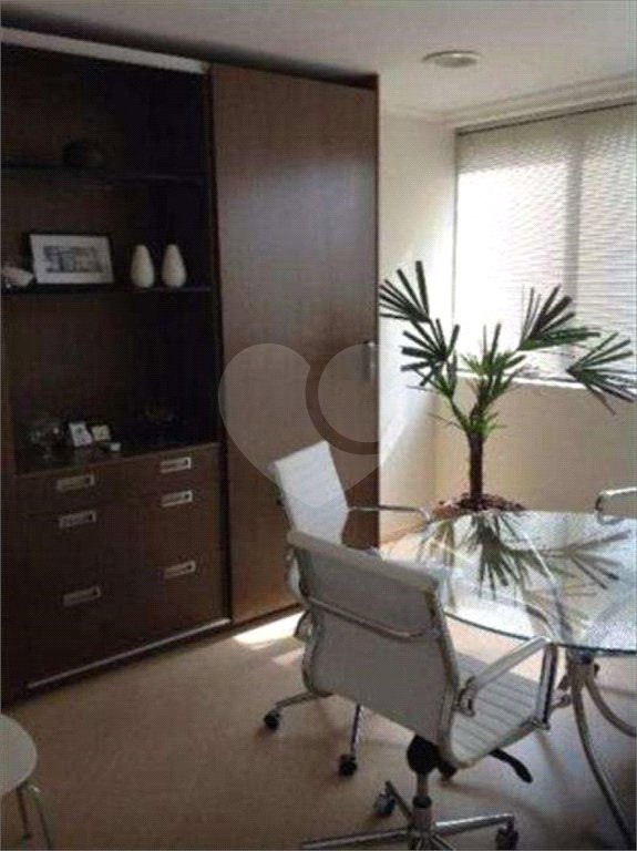 Sala à venda em Liberdade, São Paulo, SP