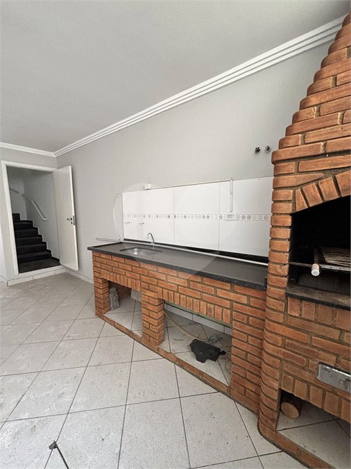 Sobrado à venda com 3 quartos, sendo 1 suíte, em Vila Invernada, São Paulo, SP