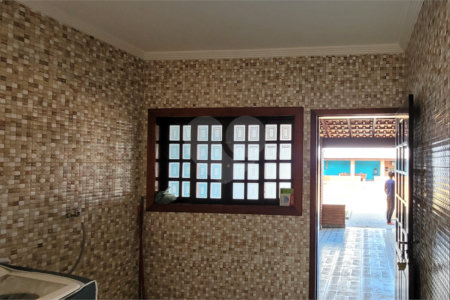 Casa à venda ou para alugar com 3 quartos, sendo 1 suíte,  em Vila Nova Aparecida, Mogi das Cruzes, SP