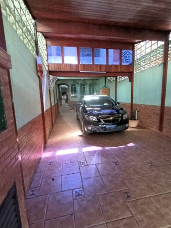 Sobrado à venda com 4 quartos, sendo 1 suíte, em Jaçanã, São Paulo, SP