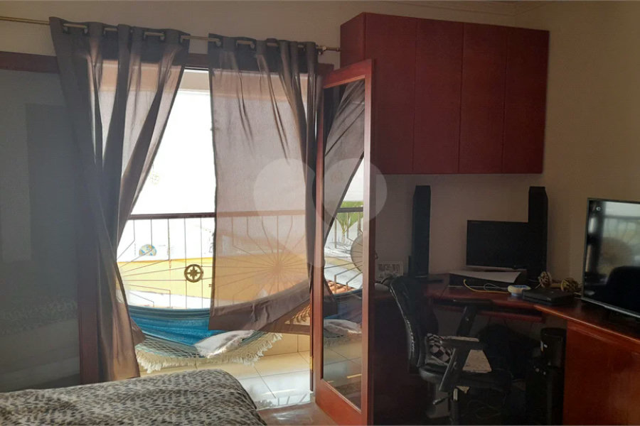 Sobrado à venda com 3 suítes em Tremembé, São Paulo, SP