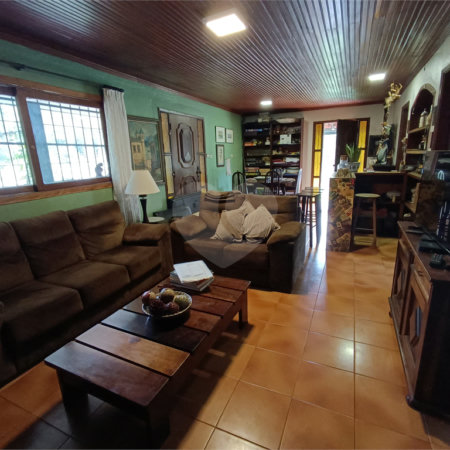 Chácara à venda com 3 quartos, sendo 1 suíte, em Dos Mendes, São Roque, SP