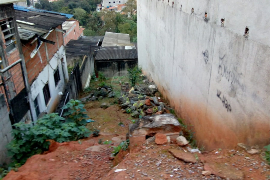 Terreno à venda em Vila Irmãos Arnoni, São Paulo, SP