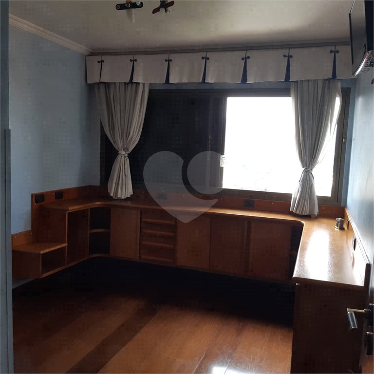Apartamento à venda com 4 quartos, sendo 1 suíte, em Tremembé, São Paulo, SP