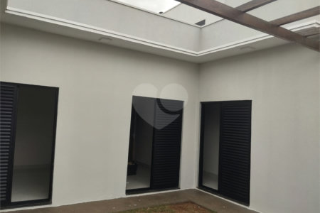 Casa para alugar com 3 quartos, sendo 1 suíte, no condomínio Residencial Reserva do Campo, Araraquara - SP