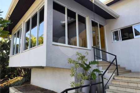 Casa à venda com 4 suítes em Marambaia, Vinhedo, SP