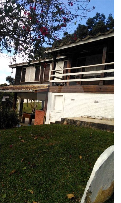 Chácara à venda com 4 quartos, sendo 2 suítes, em Invernada, Mairiporã, SP