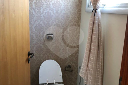 Casa à venda com 5 quartos, sendo 2 suítes, no condomínio Terras de Santa Izabel, Salto - SP