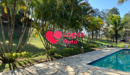 Sítio à venda com 6 quartos, sendo 1 suíte,  em Chácara Ipês, Caçapava, SP