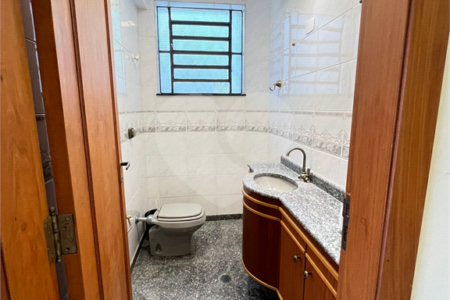 Sobrado à venda com 4 quartos, sendo 1 suíte, em Santana, São Paulo, SP
