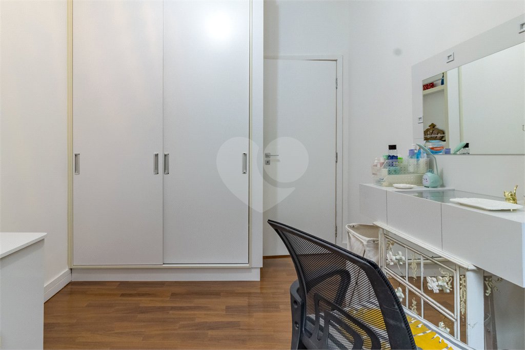 Casa à venda com 3 quartos, sendo 1 suíte, em Jardim Paulistano, São Paulo, SP