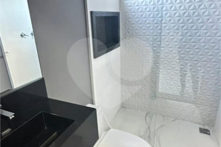 Casa à venda com 3 quartos, sendo 2 suítes, no condomínio Residencial Maria Dulce, Indaiatuba - SP
