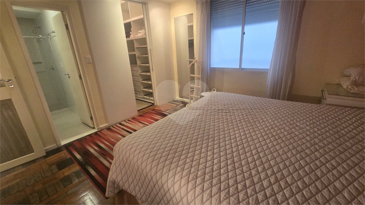 Apartamento à venda com 3 quartos, sendo 1 suíte, em Copacabana, Rio de Janeiro, RJ