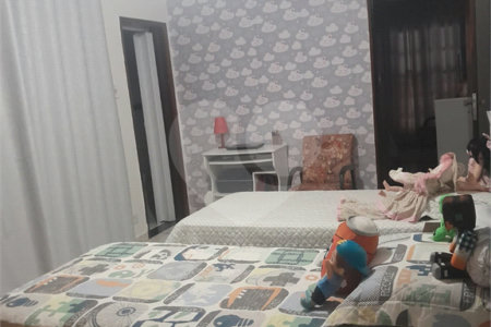 Sobrado à venda com 3 suítes em Itaim Paulista, São Paulo, SP