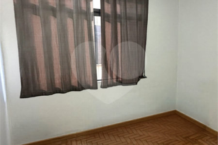 Apartamento à venda com 4 quartos, sendo 1 suíte,  no Centro, Ponta Porã, MS