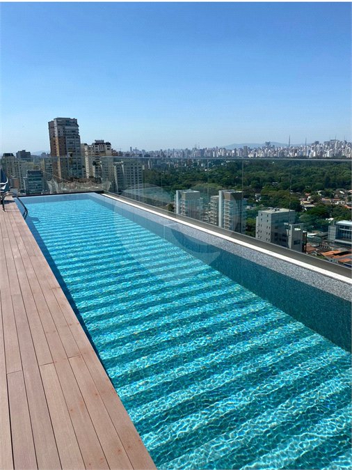 Studio para alugar com 1 suíte,  em Moema, São Paulo, SP