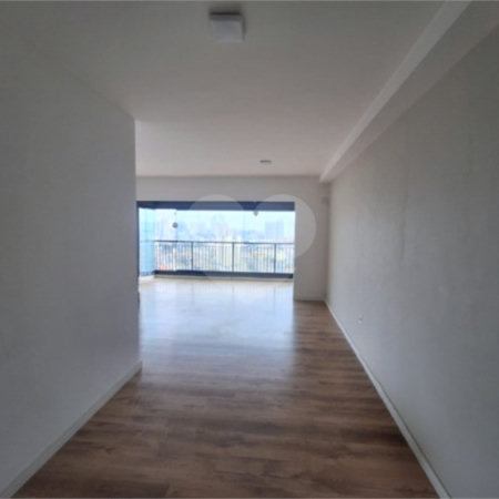 Apartamento à venda com 2 quartos, sendo 1 suíte,  em Vila Esperança, São Paulo, SP