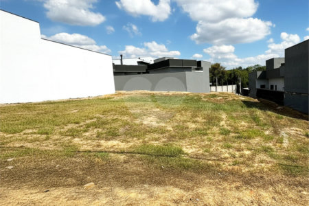 Terreno à venda no condomínio Jardim Laguna, Indaiatuba - SP