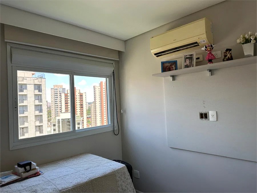 Apartamento à venda com 3 suítes em Vila Suzana, São Paulo, SP