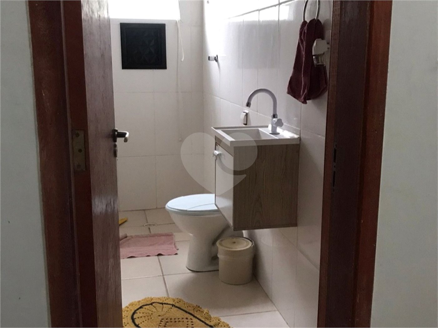 Chácara à venda com 3 quartos, sendo 2 suítes,  em Jardim Mirantes de Ipanema, Araçoiaba da Serra, SP