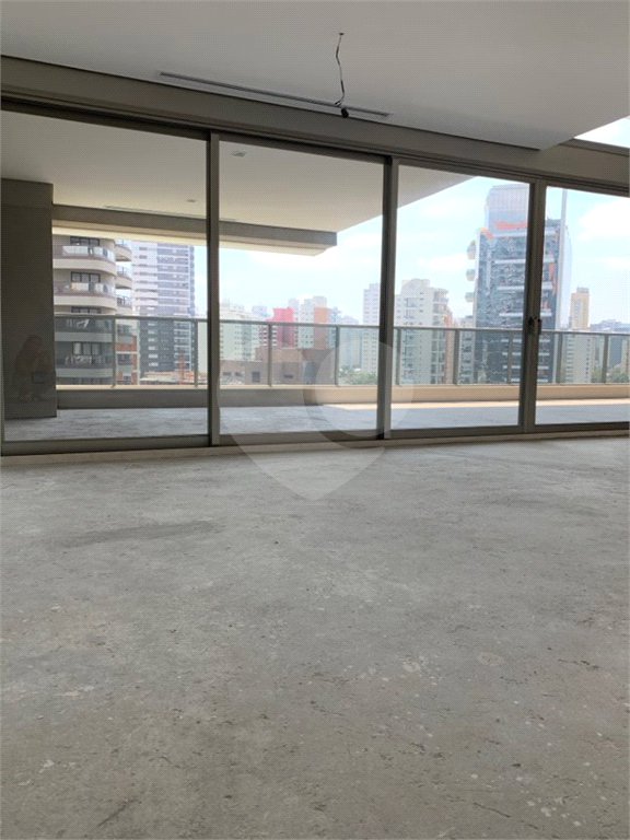 Apartamento à venda com 4 suítes em Vila Olímpia, São Paulo, SP