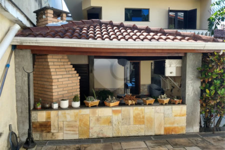 Sobrado à venda com 4 suítes em Jardim Leonor Mendes de Barros, São Paulo, SP