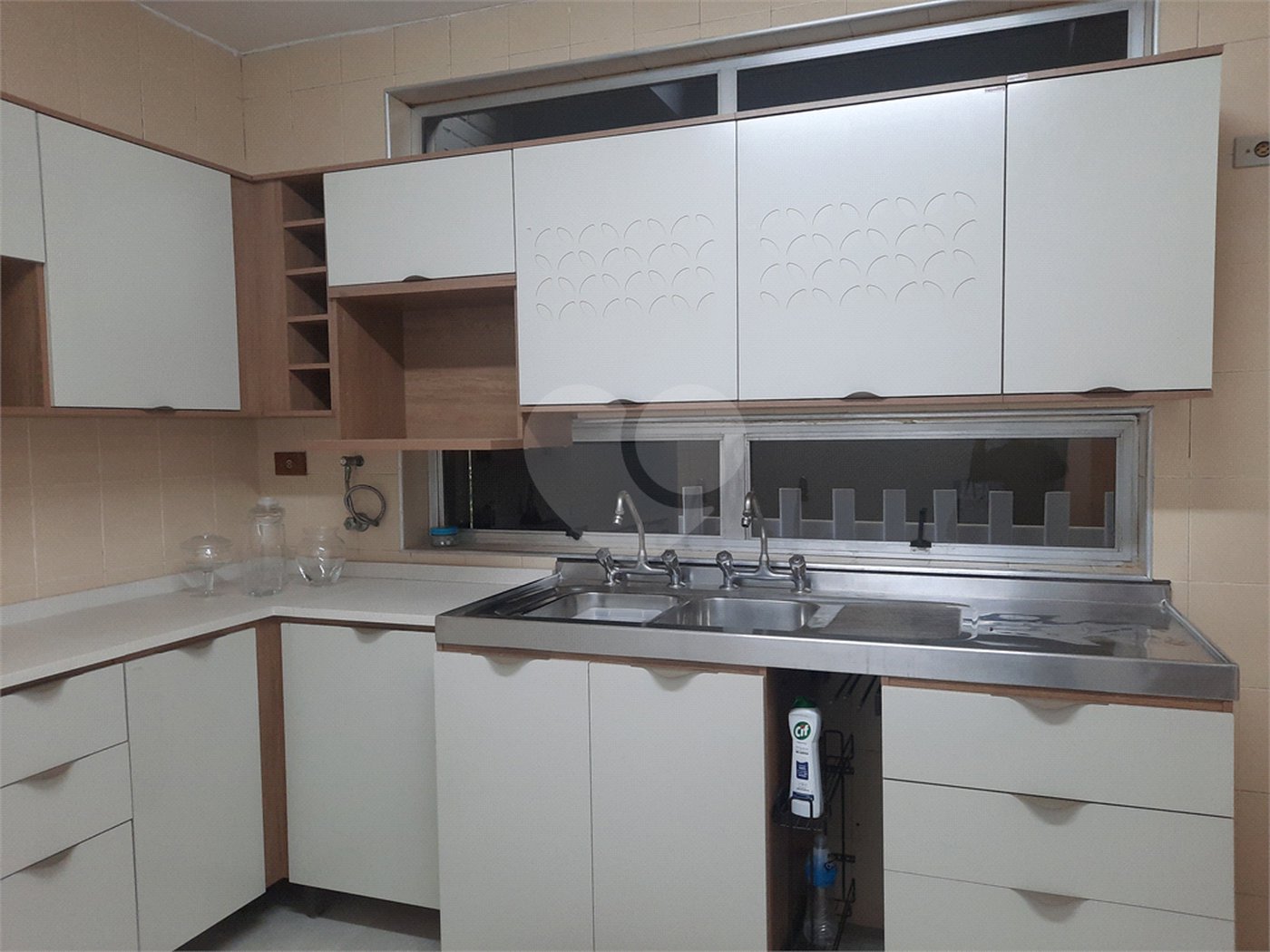 Casa Térrea à venda com 3 quartos, sendo 2 suítes,  em Jardim Marajoara, São Paulo, SP