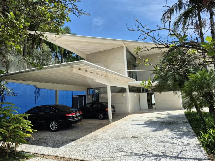 Casa a venda ou locação no Tamboré 1