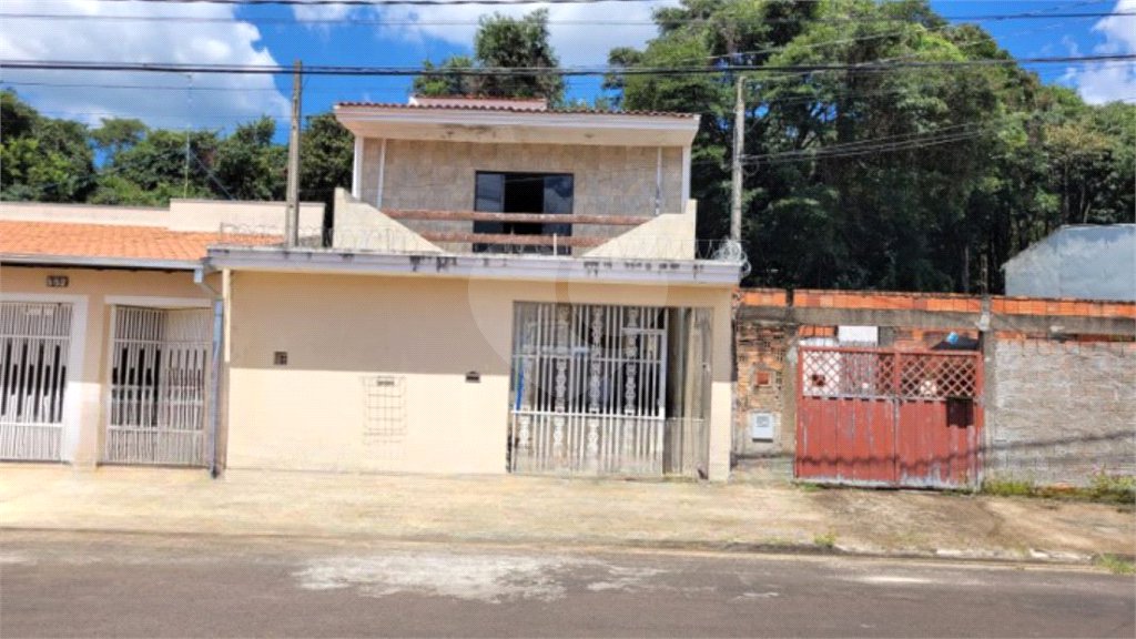 Sobrado Residencial no bairro Douradinho